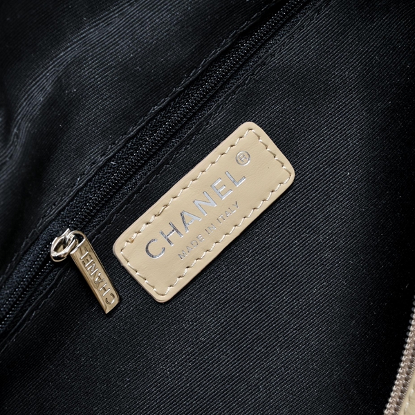 シャネルバッグ全体デザイン